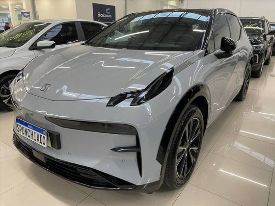 ZEEKR X 66 KW ELÉTRICO PREMIUM